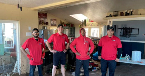 5 Signs That You Need Junk Removal Service in Corona, CA